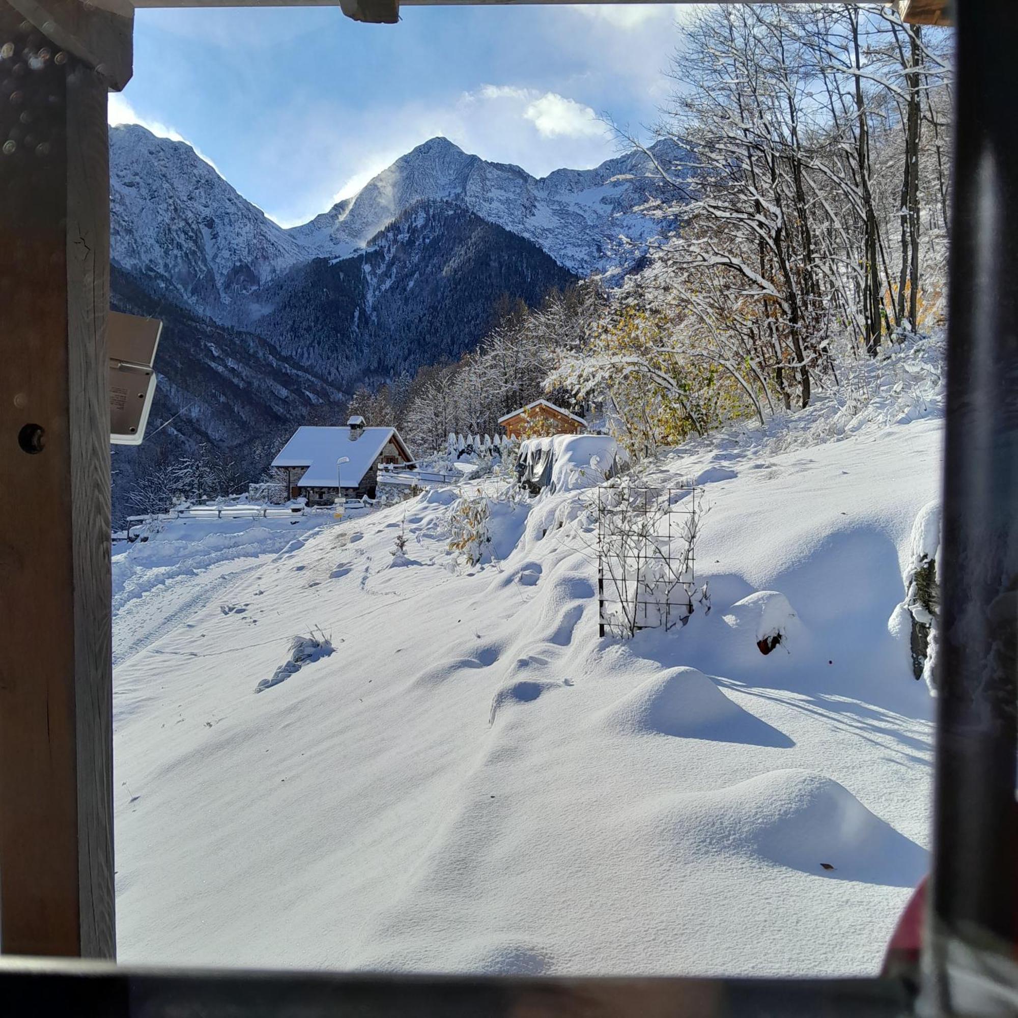 Casa All'Alpe Gaggetto B & B Anzino 外观 照片